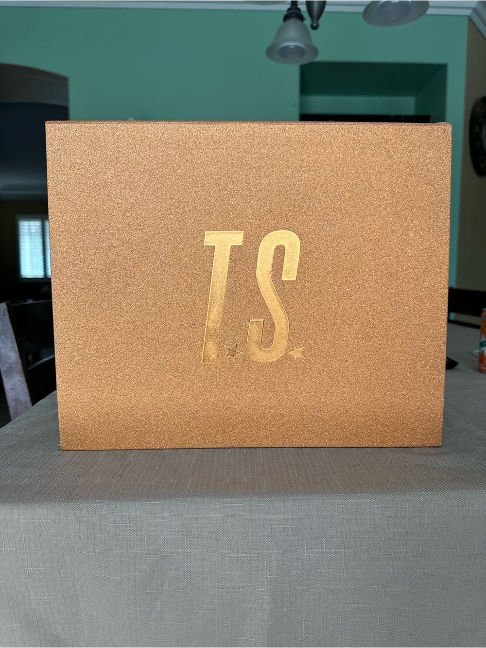 Taylor Swift The Life Of A Showgirl Cardigan Sweater Box Set With CD - Women's - Picture 3 of 10